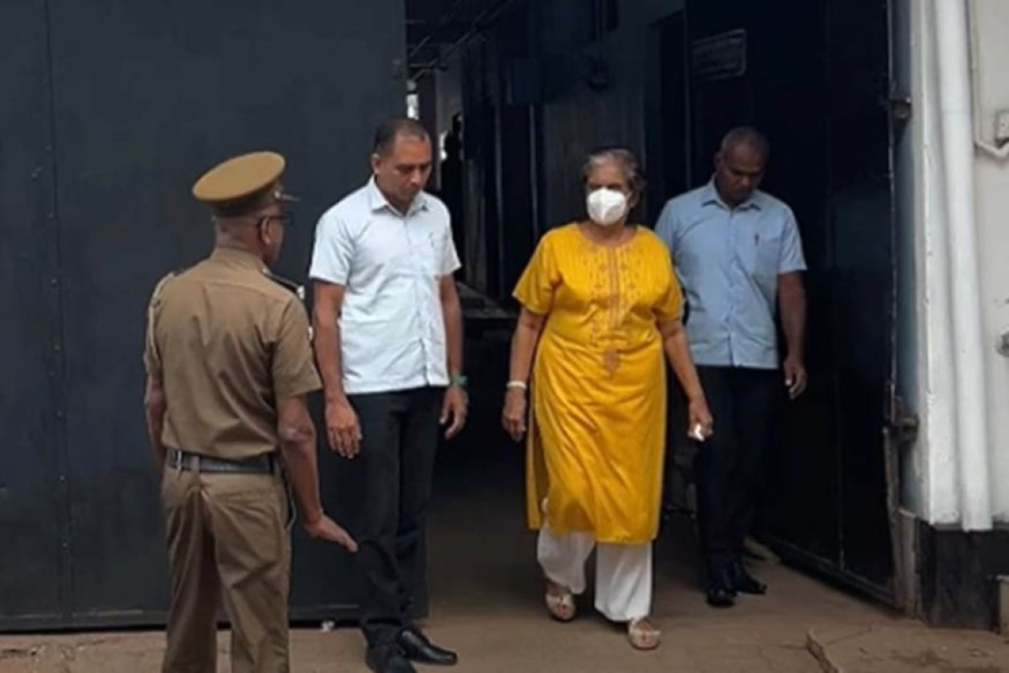 හිටපු ජනපති ලේකම් සමන් ඒකනායක අද අධිකරණය හමුවට : චන්ද්‍රිකා රිමාන්ඩ් එකට ගිහින් !